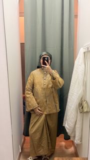 (Category: ) located in . Submitted by preloveqsrh (Listing ID 1421425706, Image 1). Description: .