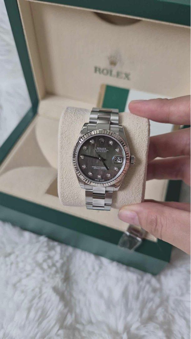 Rolex Datejust 31 Tahitian Diamond Dial (Category: Luxury Watches) located in Pasig City. Submitted by Watchaholics (Listing ID 1421398970, Image 1). Description: Ref 178274 Year model 2016 31mm Oyster bracelet 9.5/10 condition Complete set For 690k .