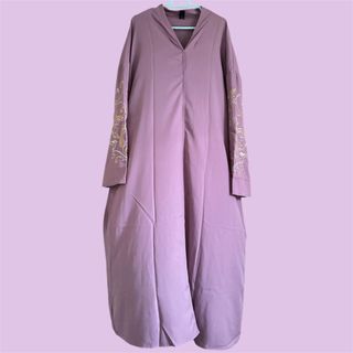 (Category: ) located in . Submitted by atsumupreloved (Listing ID 1421358189, Image 1). Description: .