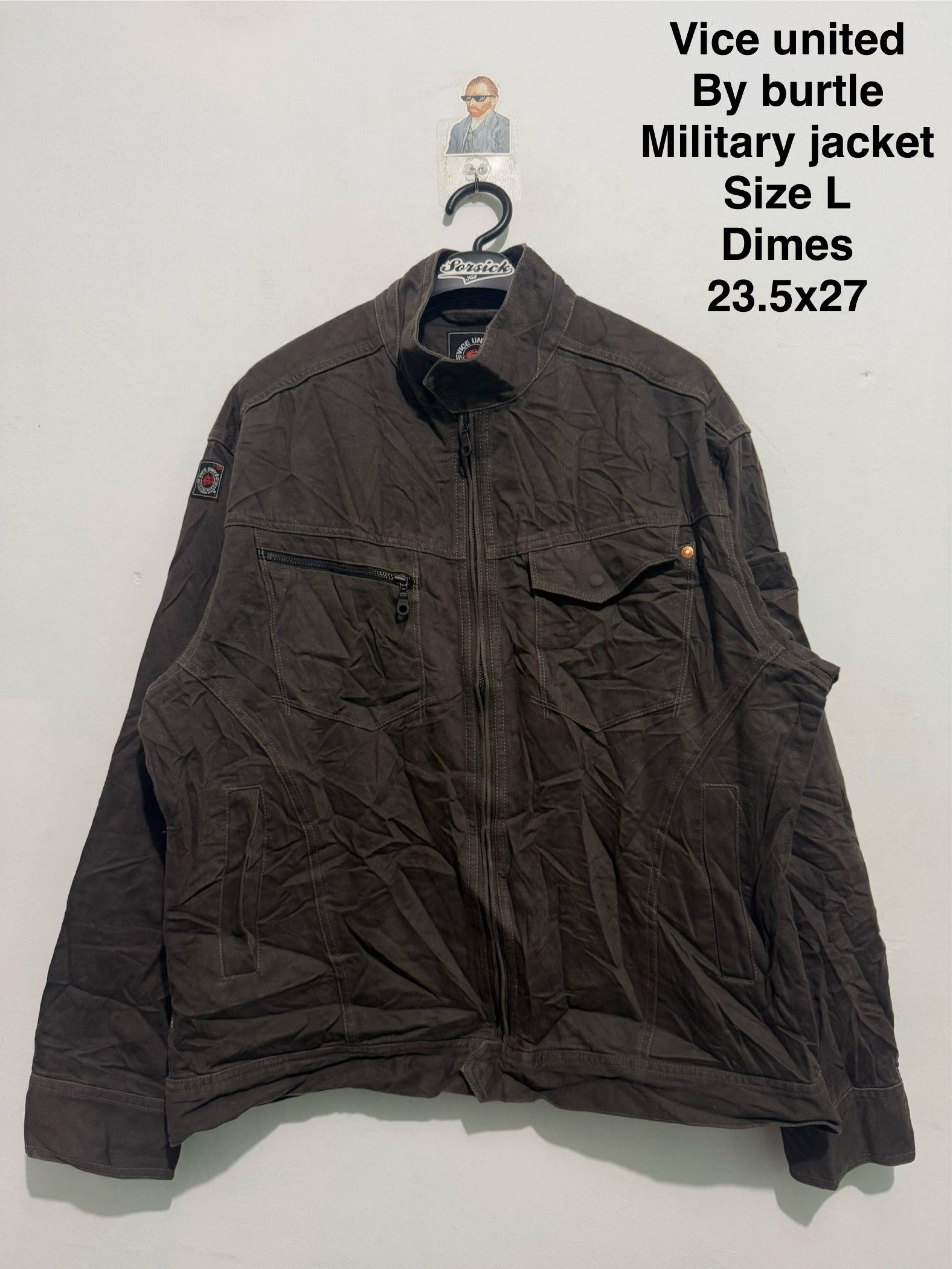 Vice United By Burtle Military Jacket - Size L (Category: Coats, Jackets and Outerwear) located in Sorsogon. Submitted by jovert_23alviz (Listing ID 1421384275, Image 1). Description: Vice united Size L Dimes 23.5x27 No issue 1200.