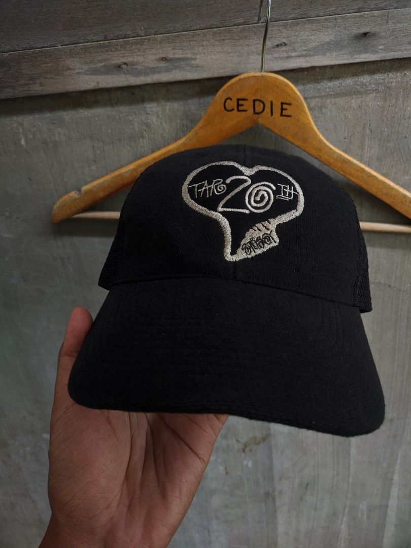 Vintage Stussy x tar fitted cap (Category: Caps & Hats) located in Davao. Submitted by fafacedie (Listing ID 1421400571, Image 2). Description: Vintage Stussy x tar mesh fitted cap. rare best fit medium heads excellent condition. 1 unnoticeable repaired scratch sa brim di halata. see last pic.
