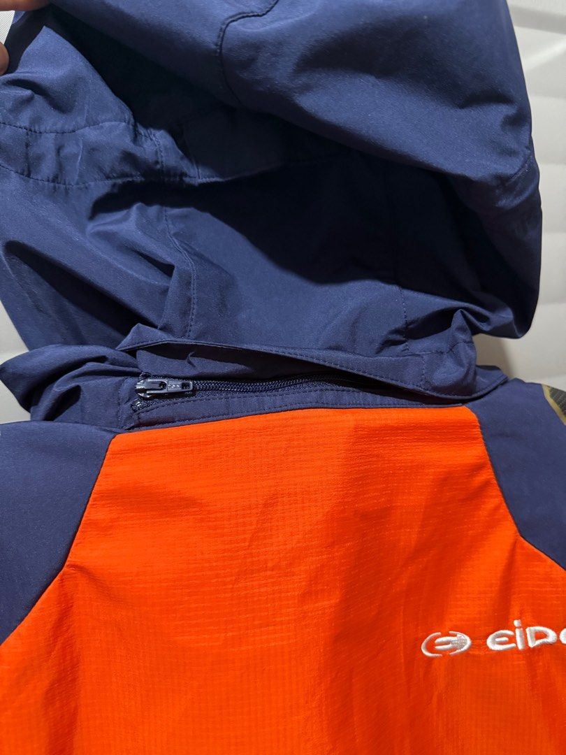 Windstopper (Category: Coats, Jackets and Outerwear) located in Quezon City. Submitted by shemboti (Listing ID 1421310242, Image 3). Description: SUPER GANDA NG COLOR IN PERSON In pristine condition Detachable hood With drawstring sa baba Water resistant FAV KO!!! kaso masikip na Can fit XS-S Issue: nasira yung strap sa may kamay (both left and right) kasi nagsnap kaya careful nalang sa pagtupi para di masira sa may neck part.