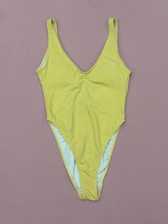 (Category: ) located in . Submitted by shop.jezza (Listing ID 1421387078, Image 1). Description: .