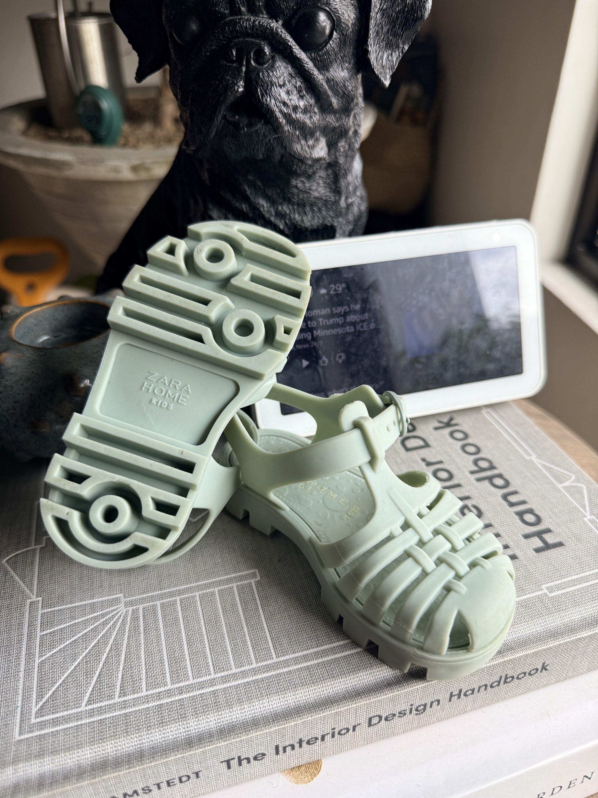 Zara Home Kids Sandals (Category: Babies & Kids Fashion) located in Quezon City. Submitted by thedribbles (Listing ID 1421334918, Image 3). Description: Brand: Zara Hine Kids Bought in Madrid Used only once, good as new. Size: 18/19.