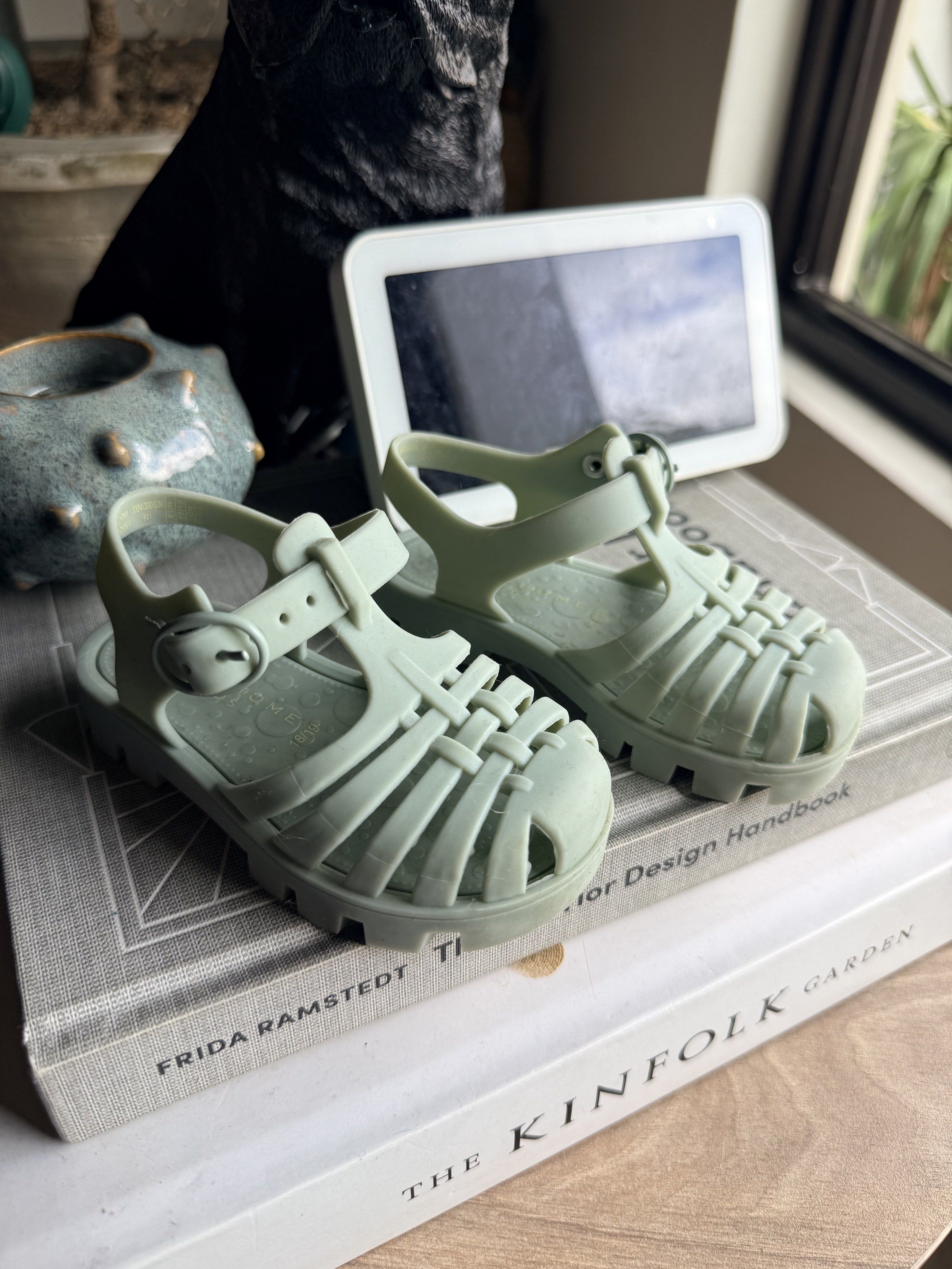 Zara Home Kids Sandals (Category: Babies & Kids Fashion) located in Quezon City. Submitted by thedribbles (Listing ID 1421334918, Image 1). Description: Brand: Zara Hine Kids Bought in Madrid Used only once, good as new. Size: 18/19.