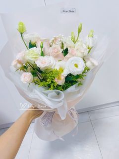 （分類：）位於 。 由 aavya_florist 提交（商品編號 1421486085，圖片 1）。簡介： 。