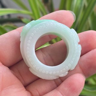 翡翠扳指/花戒/戒圈 Collection item 3