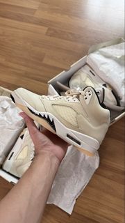 (Category: ) located in . Submitted by sts_official_store (Listing ID 1421452361, Image 1). Description: .