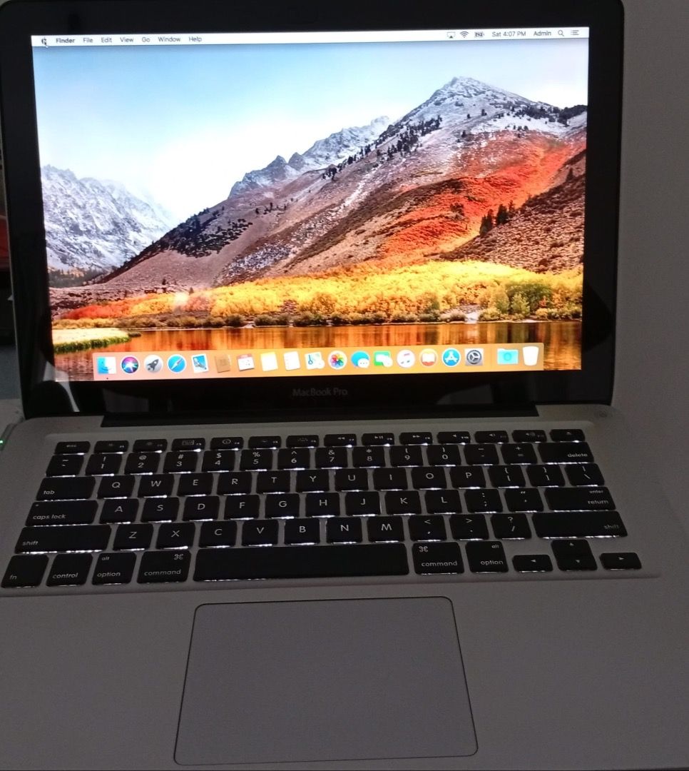 Apple MacBook Pro 13-inch A127865561371770371112