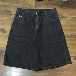 (Category: ) located in . Submitted by readbiobeforedm (Listing ID 1421511371, Image 1). Description: .