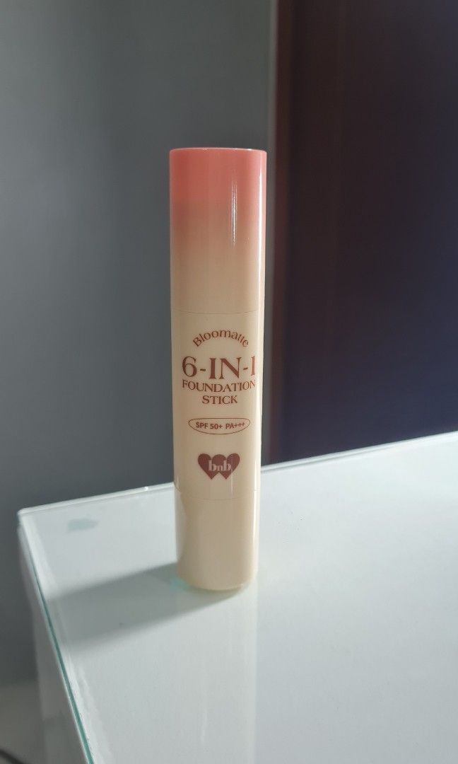 Bnb Foundation Stick (LN0 Oatmeal) (Category: Makeup) located in Las Pinas. Submitted by ktcuartina (Listing ID 1421540025, Image 1). Description: not for my oily skin.