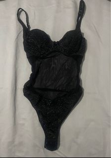 (Category: ) located in . Submitted by brandedclothes (Listing ID 1421474973, Image 1). Description: .