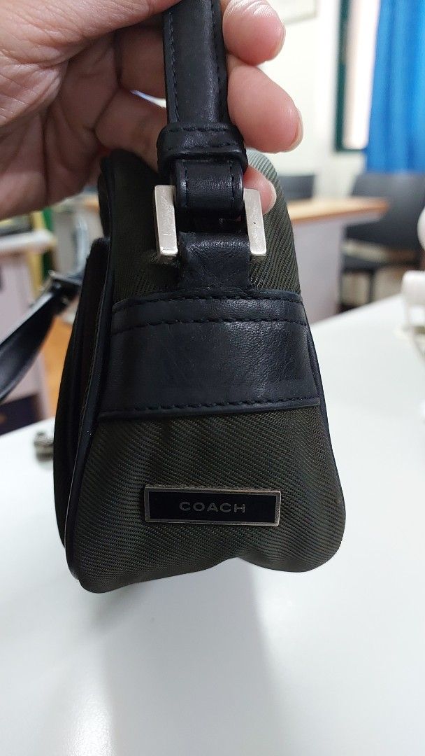 Coach Nylon Mini Shoulder Bag (Category: Luxury Bags & Wallets) located in Malabon City. Submitted by jullie_bag_shop (Listing ID 1421510908, Image 2). Description: vintage Coach Nylon mini bag but fits long wallet and cp. in excellent condition.