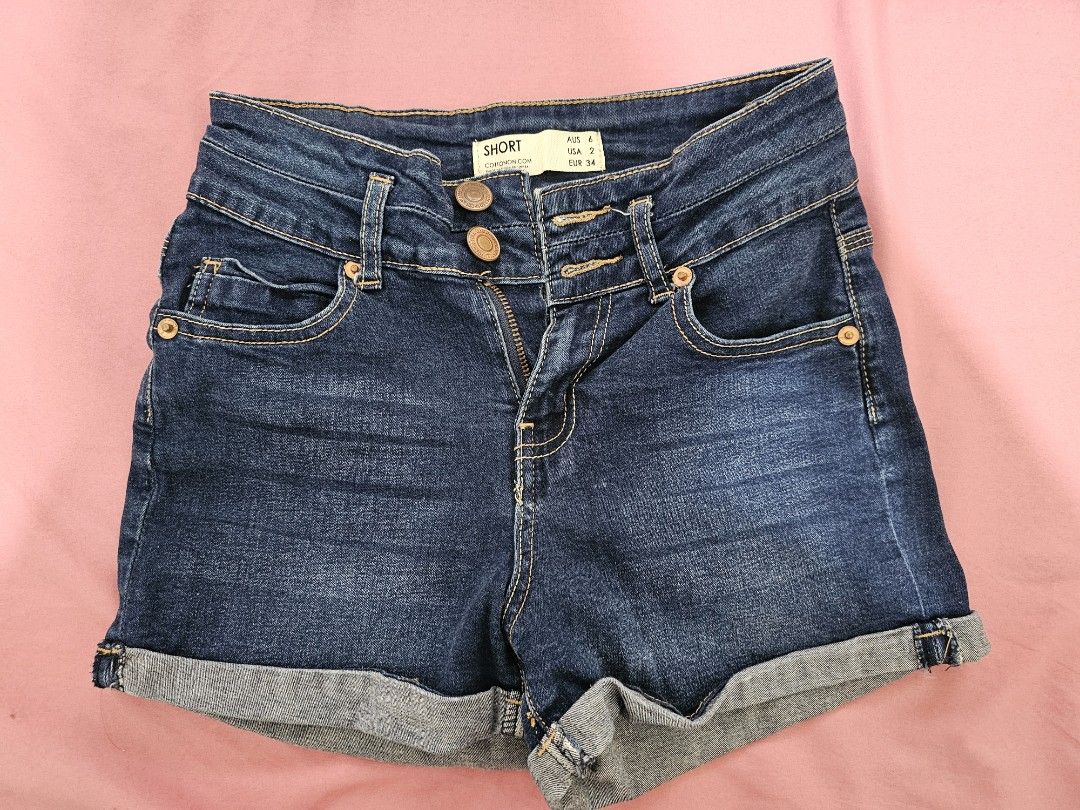 Cotton On Denim Shorts - Size 6 (Category: Shorts) located in Quezon City. Submitted by mnderika (Listing ID 1421465859, Image 1). Description: - Cotton On denim shorts - High-waisted - Rolled cuffs - Size: AUS 6, USA 2, EUR 34 - Features two front pockets.