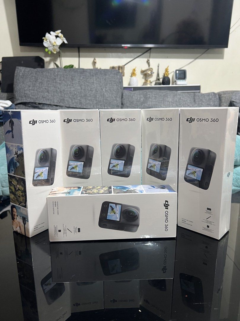 DJI Osmo 360 Adventure Combo (Category: Cameras) located in Quezon City. Submitted by amenix (Listing ID 1421478483, Image 3). Description: BRAND NEW DJI Osmo 360 Adventure Combo. - Compact action camera. - Features a 360-degree camera. - Includes a screen. - Perfect for immersive videos and photos. - Adventure Combo version. - Comes in original packaging. 📍San Juan Metro Manila .