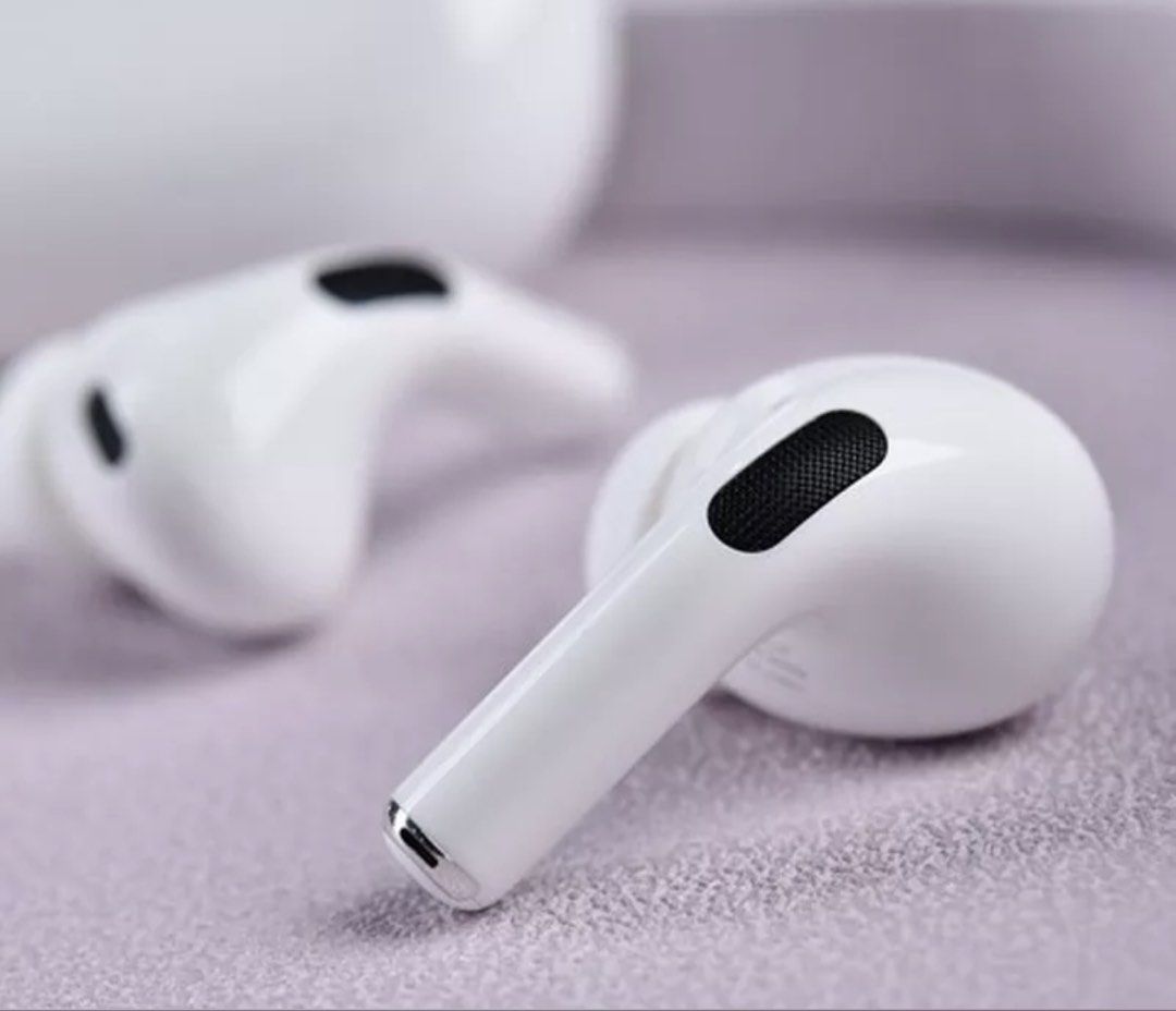 Earbuds65561378541185112