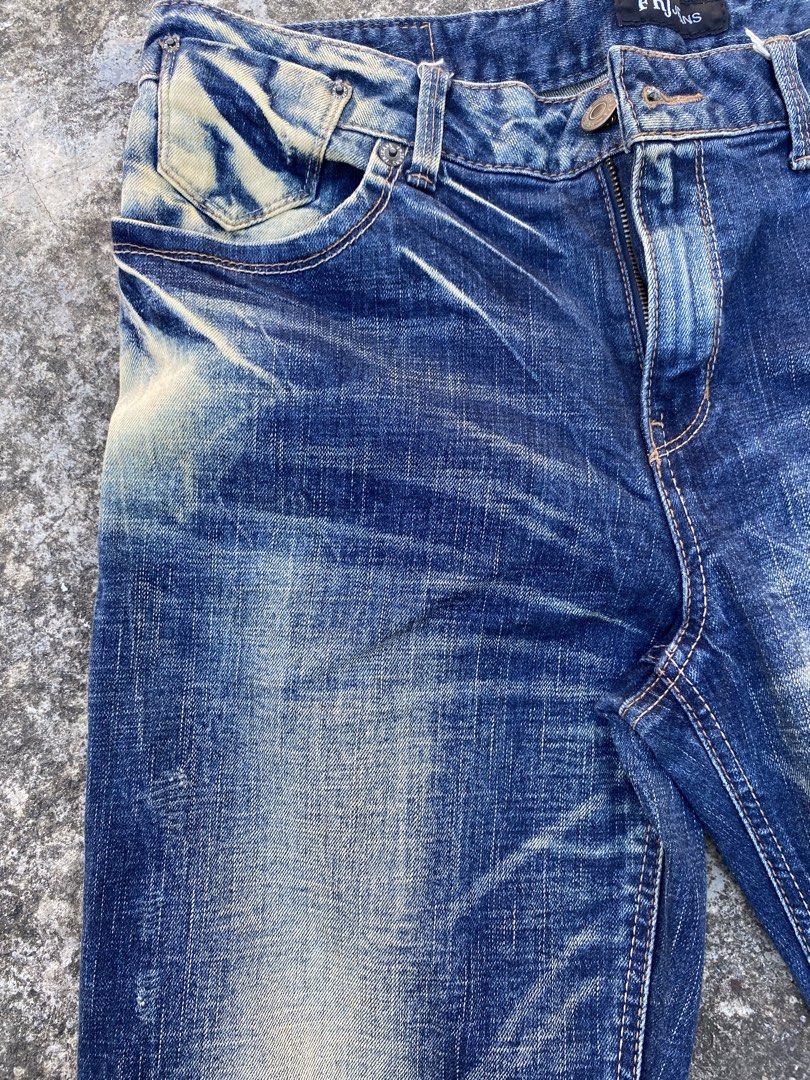 FRJ Y2K Jeans Blue Denim Pants (Category: Jeans) located in Bacolod City. Submitted by 0411a (Listing ID 1421558001, Image 2). Description: - FRJ Jeans blue denim pants - Classic five-pocket design - Button and zipper closure - Faded wash effect for a vintage look - Straight leg cut - FRJ Jeans logo visible.