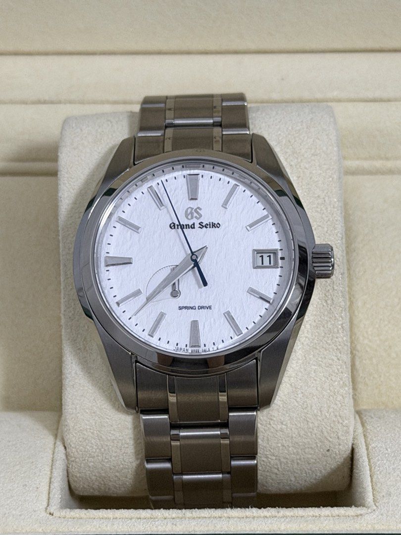 Grand Seiko Spring Drive Watch (Category: Luxury Watches) located in Manila. Submitted by rhyswatchph (Listing ID 1421479129, Image 1). Description: Grand Seiko Snowflake SBGA211 Year 2020 Full set Condition 9.8/10 San Juan City/New Manila QC On hand Other watches available #grandseiko.