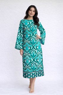 (Category: ) located in . Submitted by wardrobe.trunk (Listing ID 1421501132, Image 1). Description: .