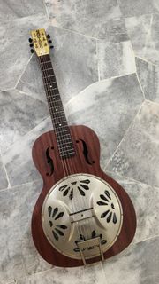 (Category: ) located in . Submitted by joshuakau.guitarnook (Listing ID 1421541419, Image 1). Description: .