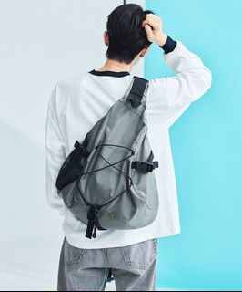 （分類：）位於 。 由 error42o 提交（商品編號 1421592317，圖片 1）。簡介： 。