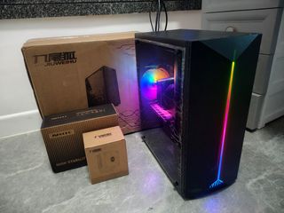 （分類：）位於 。 由 diycomputer 提交（商品編號 1399359028，圖片 1）。簡介： 。