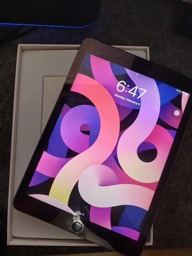 iPad Air 2 - 64gb (Category: iPad) located in Quezon City. Submitted by kyla.lago (Listing ID 1421577337, Image 2). Description: ipad air 2 – space gray – 64gb (wifi) • personal use • smooth & fully working • with box & charger • with case • with universal pen good for online class, browsing, netflix & light games rfs: need funds pm if interested 📩.
