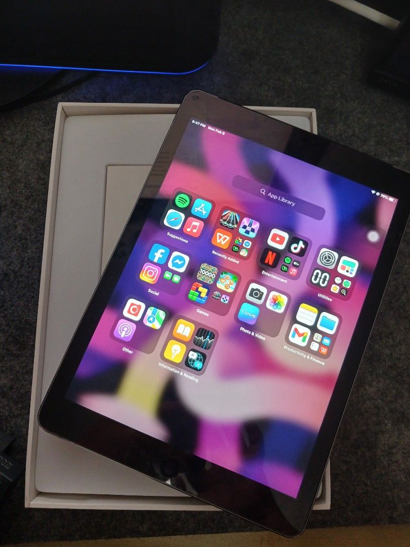 iPad Air 2 - 64gb (Category: iPad) located in Quezon City. Submitted by kyla.lago (Listing ID 1421577337, Image 3). Description: ipad air 2 – space gray – 64gb (wifi) • personal use • smooth & fully working • with box & charger • with case • with universal pen good for online class, browsing, netflix & light games rfs: need funds pm if interested 📩.