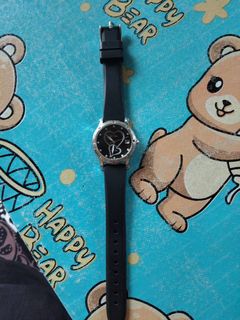 (Category: ) located in . Submitted by missss.preloved (Listing ID 1421568781, Image 1). Description: .