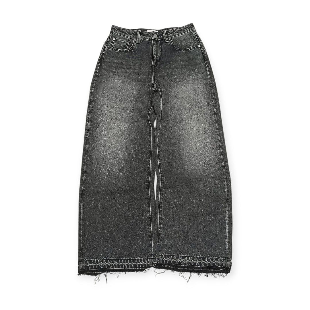 John Elliot Wideleg Black Washed Jeans (Category: Jeans) located in Iba. Submitted by tylerdcremator (Listing ID 1421569676, Image 1). Description: WAIST - 26-27 LENGTH - 37 LEG OPENING 11 NO ISSUES EXCELLENT.