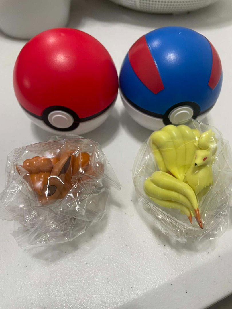 Jollibee Pokemon Evolution Surprise Vulpix and Ninetales Set, Hobbies ...