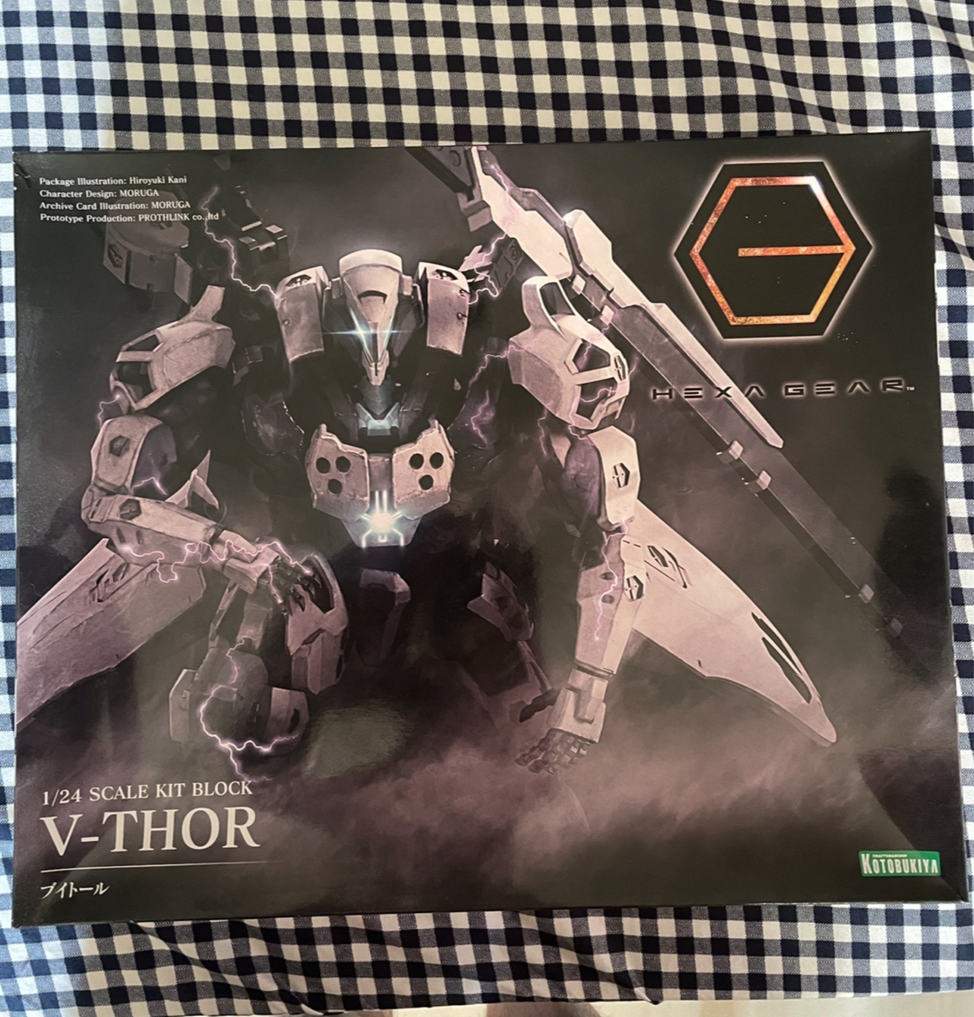 Kotobukiya Hexa Gear V-Thor 1/24 Scale (Category: Gundam & Model Kits) located in Makati City. Submitted by curated_finds73 (Listing ID 1421545694, Image 3). Description: - Kotobukiya Hexa Gear V-Thor model kit - 1/24 scale - Features detailed box art - Includes parts to build the Hexa Gear unit - Box displays the Hexa Gear logo.