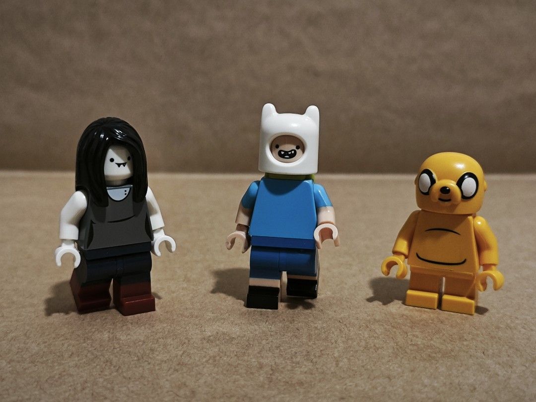 Lego Adventure Time Minifigures (Category: Lego & Building Sets) located in Bulacan. Submitted by _zimo (Listing ID 1421592598, Image 1). Description: Finn minifigure remaining..