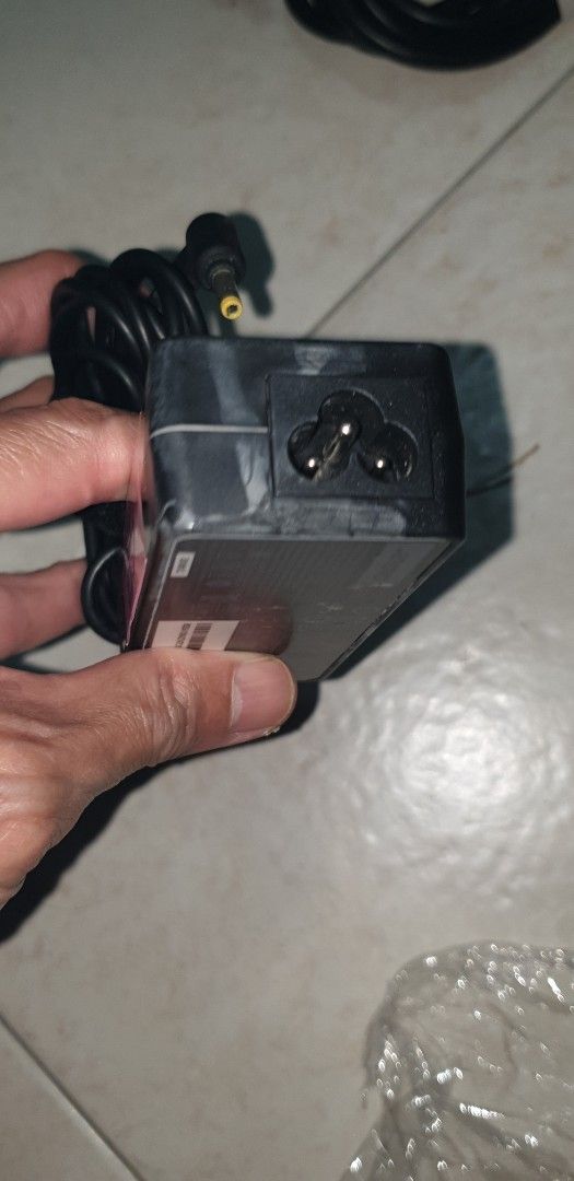 Lenovo Laptop Charger 20V 3.25A406034790535014403