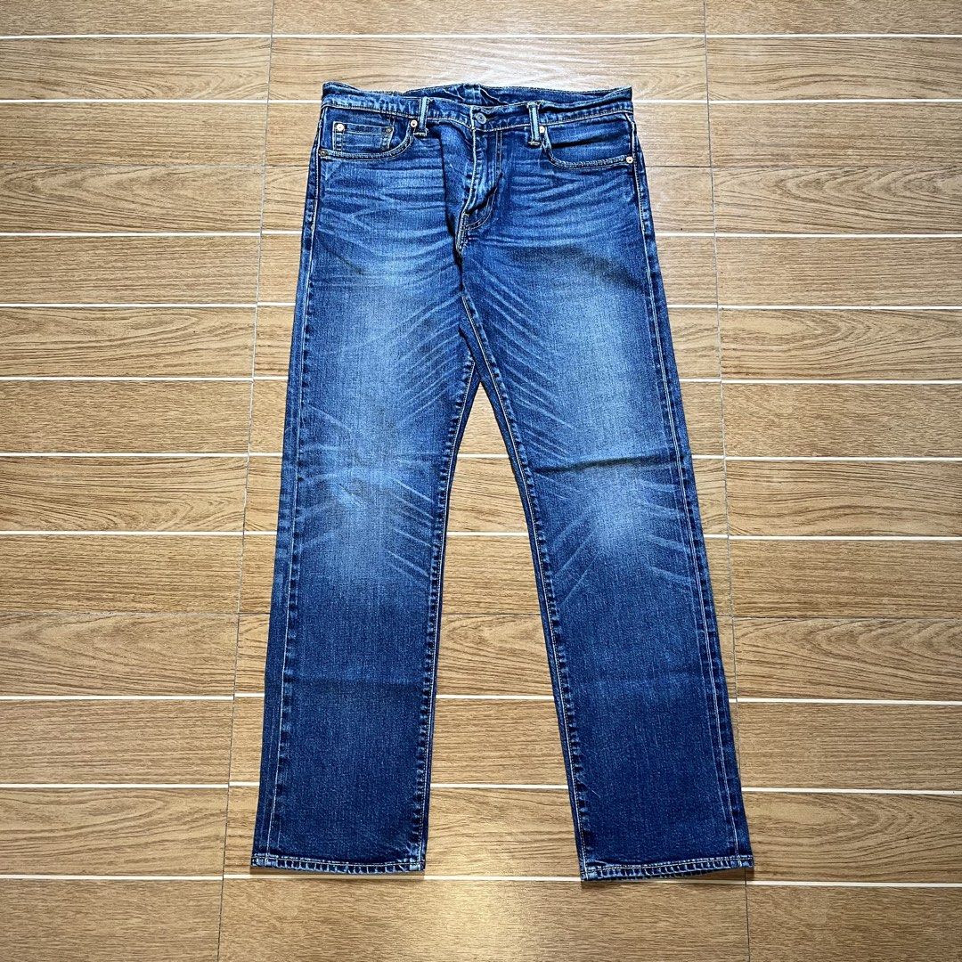 Levi's 504 Selvedge Denim Jeans (Category: Jeans) located in Calamba. Submitted by _limitedsupply (Listing ID 1421585517, Image 1). Description: Levi's 504 Selvedge Denim Jeans Made in China Size: 32 Laid Flat Measurements: Waist: 16.5 inches Length: 39.5 inches Inseam: 30.5 inches Hip: 20 inches Thigh: 12 inches Leg Opening: 7.9 inches Front Rise: 11 inches Back Rise: 12.5 inches Condition: Very Good Flaws: Normal Signs of Wear! 🏷️₱2,550 + sf.