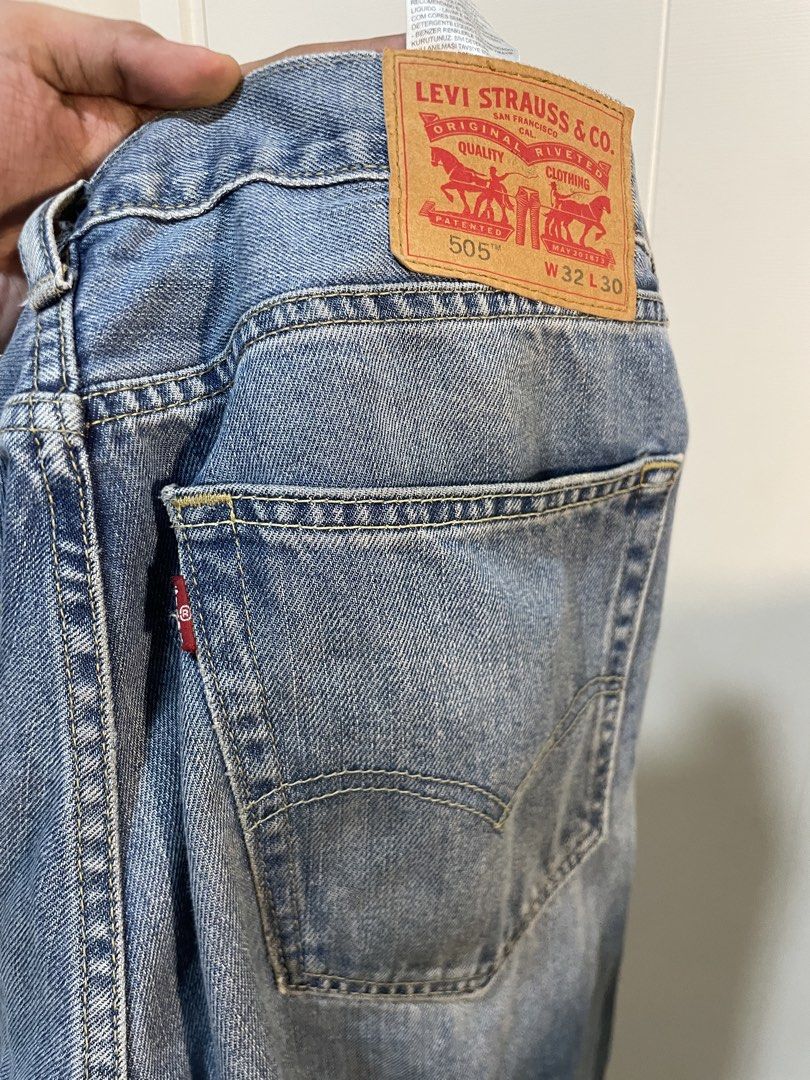 Levi's 505 Jeans W32 L30 (Category: Jeans) located in Manila. Submitted by threadsvault__ (Listing ID 1421580656, Image 2). Description: Levi’s 505 Waist: 34 Hem: 8 Length: 40.