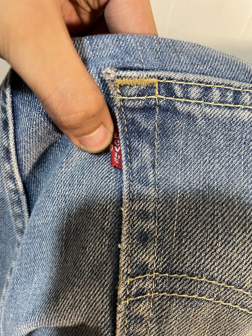 Levi's 505 Jeans W32 L30 (Category: Jeans) located in Manila. Submitted by threadsvault__ (Listing ID 1421580656, Image 3). Description: Levi’s 505 Waist: 34 Hem: 8 Length: 40.