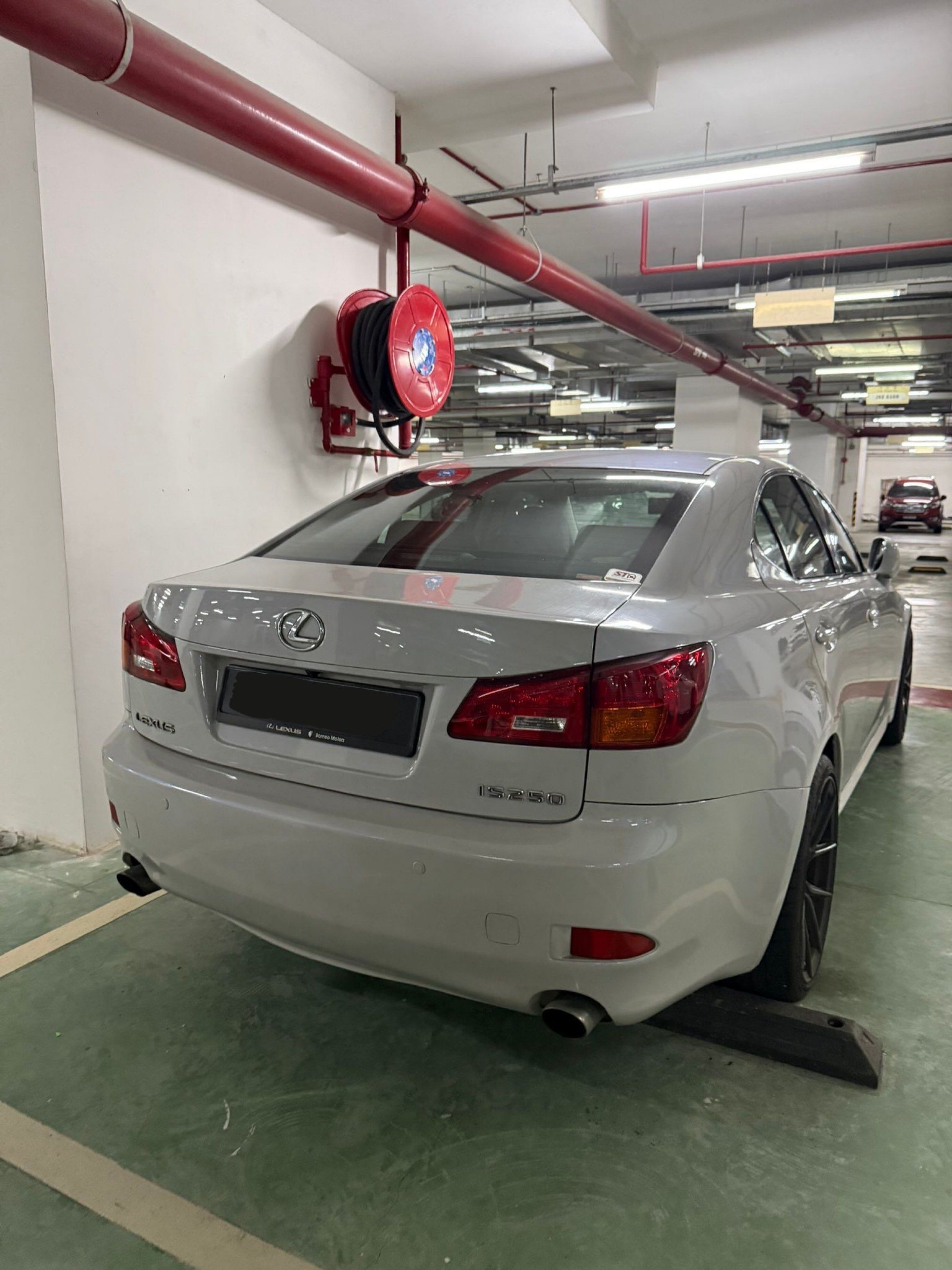 Lexus IS250 2.5 (A) (Category: Used Cars) located in Singapore. Submitted by lijansp5583399 (Listing ID 1421504155, Image 3). Description: Dm for details Available in march.