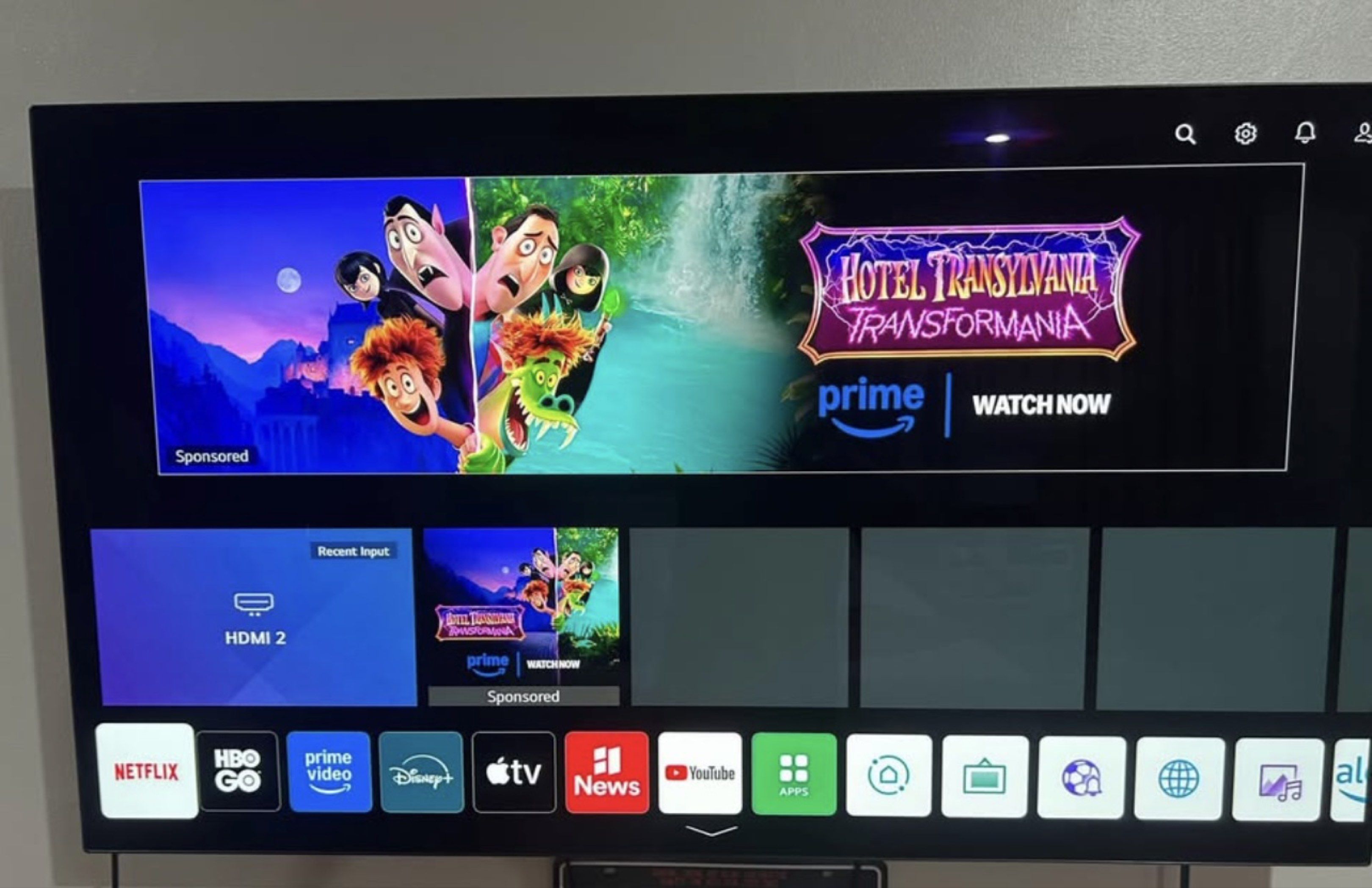 LG OLED 48 inch TV (Category: TV) located in Muntinlupa City. Submitted by zaia_k (Listing ID 1421501577, Image 1). Description: .