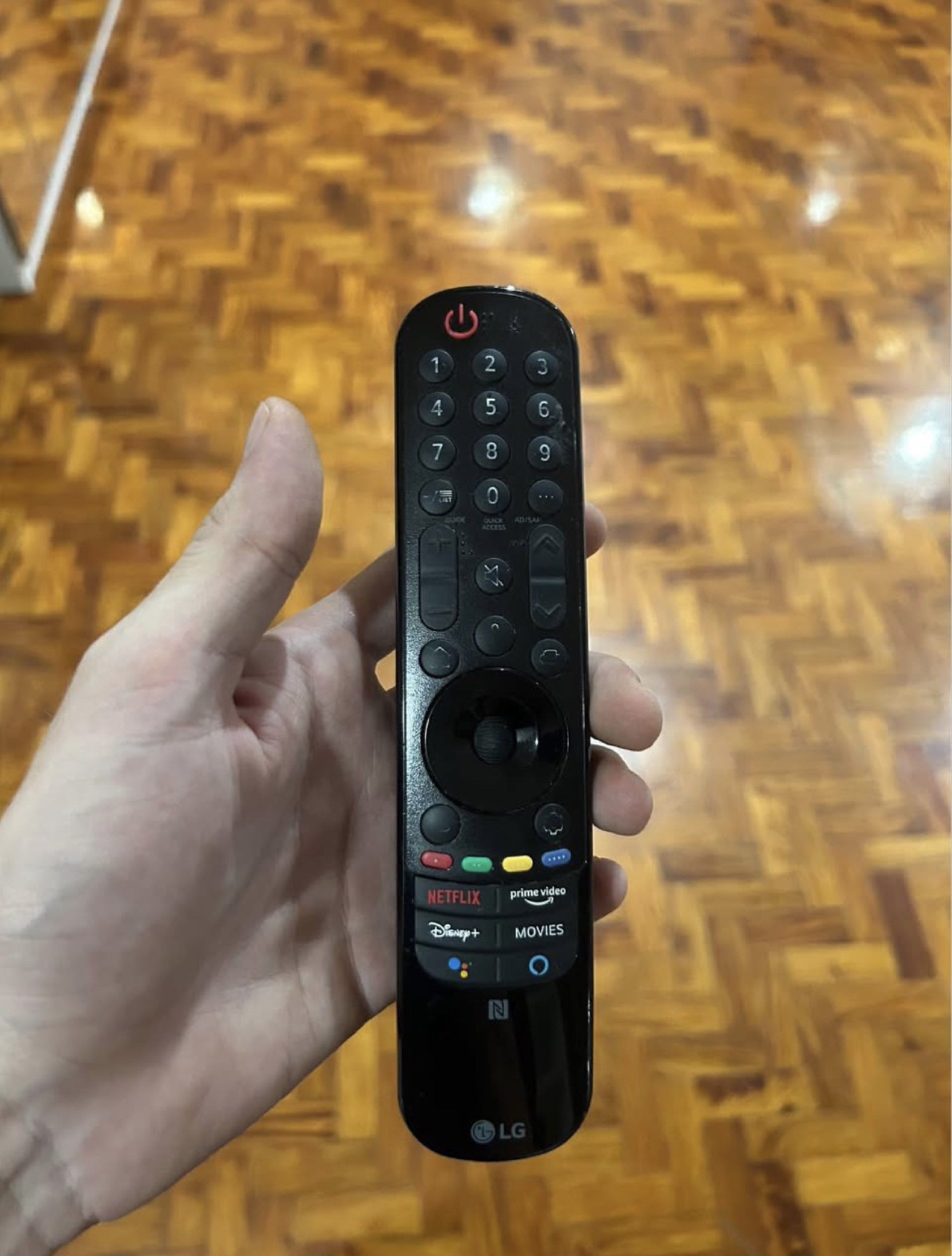 LG OLED 48 inch TV (Category: TV) located in Muntinlupa City. Submitted by zaia_k (Listing ID 1421501577, Image 2). Description: .