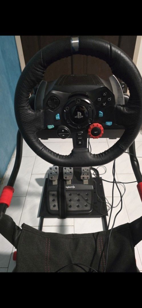 Logitech G29 Racing Wheel & Seat Combo, Video Gaming, Gaming ...