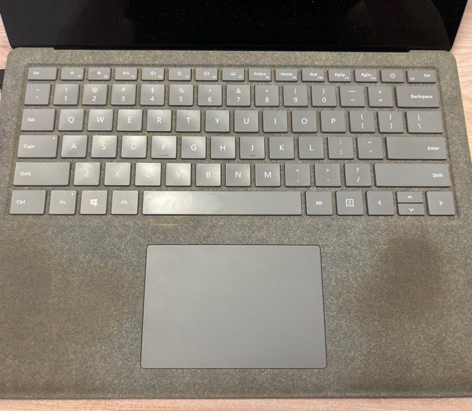 Microsoft Surface Laptop 2 65561371783042112