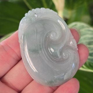 牡丹花/山水画/福/钱袋/八瑞相/一帆风顺/知足常乐/升官发财/毛笔/宝瓶/葫芦/花生/苹果/四季豆/寿桃/福瓜/佛手/葡萄/竹/荷叶/如意/如意结/永生结/花/叶子/白菜/法器/刀/爷头/扇子/琵琶/十字架 Collection item 2