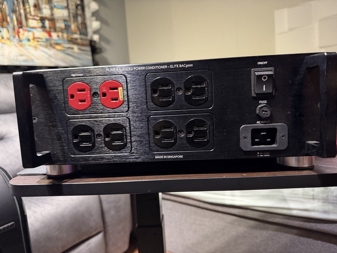 Plixir Balanced Power Conditioner - Elite BAC300065561392123905110