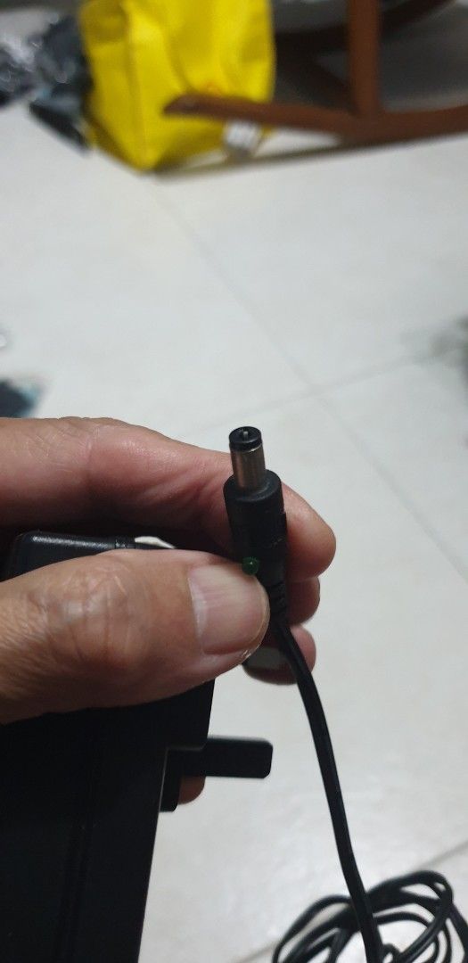 Power adapter 12V 1Amp406038619724851202
