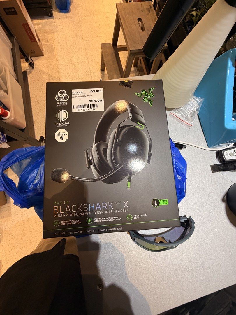 Razer BlackShark V2 X Multi-Platform Wired Esports Headset, Audio ...
