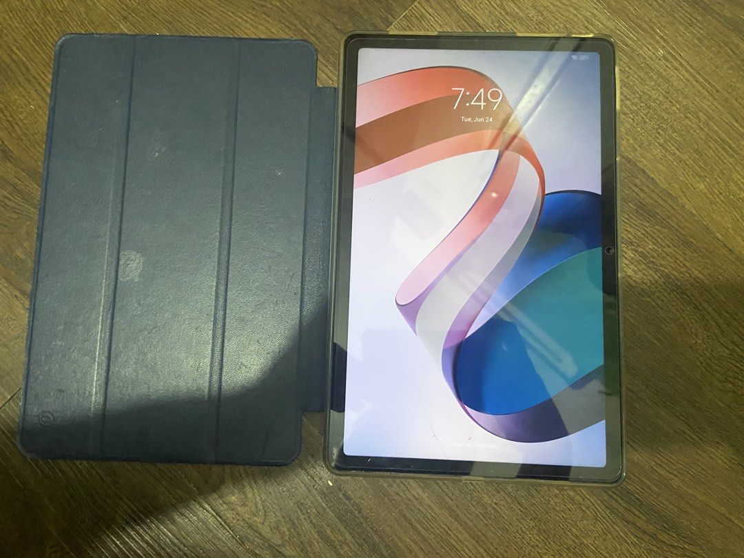 Redmi Pad for 6000 with charger plus sf tablet (Category: Laptops & Notebooks) located in Mandaluyong City. Submitted by 1b8e5e9bb9e403bbf2c07471c071cc (Listing ID 1421480221, Image 2). Description: REDMI PAD MIUI Pad Global 14.0.4 RAM= 6.0+2.0 GB CPU= MediaTek Helio G99 and Octa-core Max 2.2GHz Android Version= 13 TP1A.220624.014 Model= 22081283G Total Storage=128.0 GB.