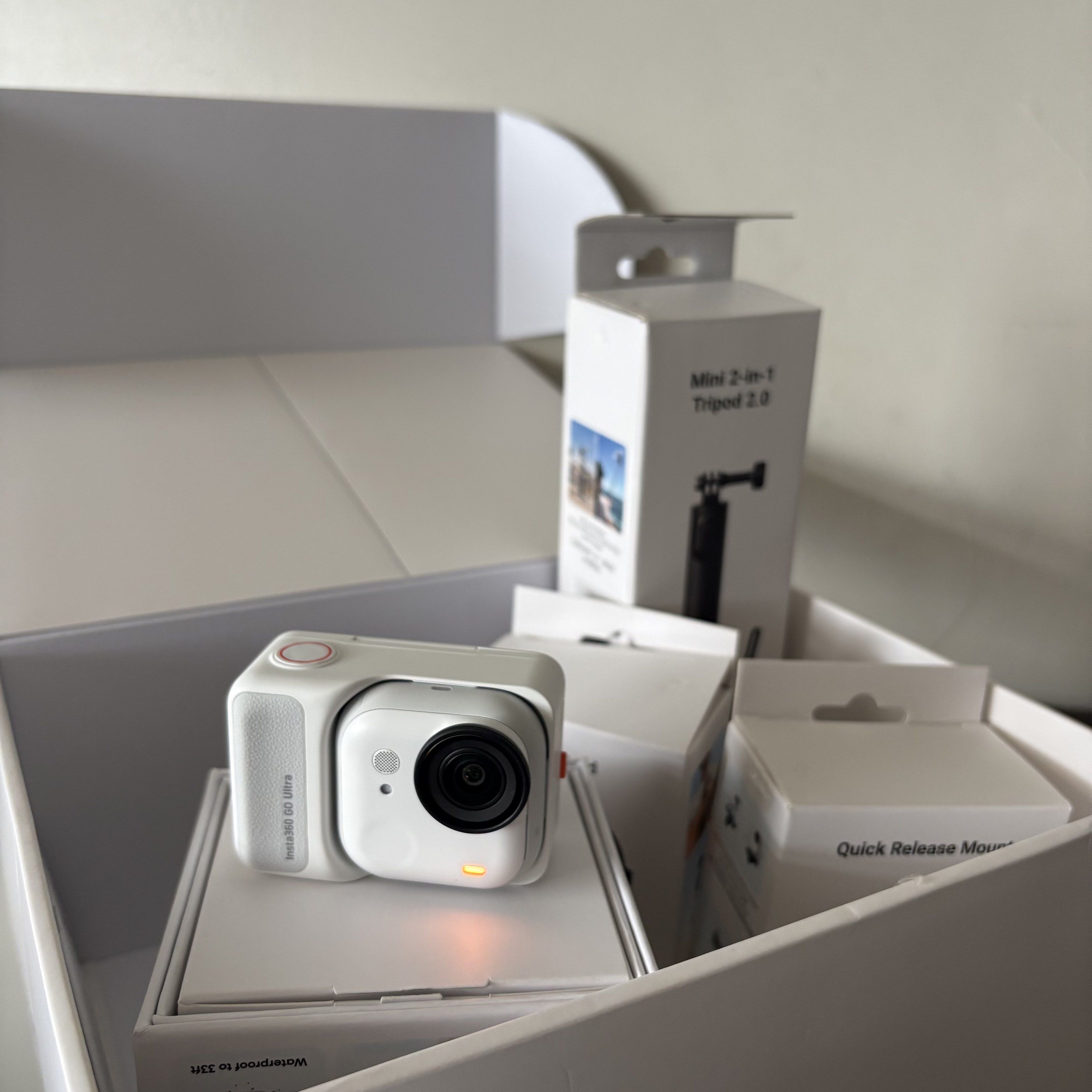 RENT: INSTA360 GO ULTRA CREATOR COMBO (Category: Cameras) located in Manila. Submitted by threadsbyanne (Listing ID 1421514253, Image 2). Description: INSTA360 GO ULTRA – FOR RENT 🎥 Creator Combo ₱450/day ₱400/day (5+ days rental) Inclusions: • Action Pod • Easy Clip • 512GB microSD Card with SD Card Adapter • Pivot Stand • Mini 2-in-1 Tripod 2.0 • Quick Release Safety Cord • Storage Cover • Lens Guard • Magnet Pendant • USB-C Cable • Carry Case