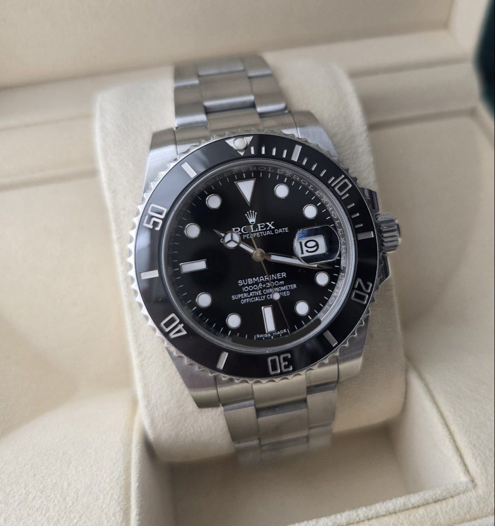 Rolex Submariner Date (Category: Luxury Watches) located in Manila. Submitted by rhyswatchph (Listing ID 1421508846, Image 1). Description: Rolex Submariner with Date 40mm 116610LN Full Set 9.8/10 condition 2017 - Foreign AD San Juan City/New Manila QC On hand.