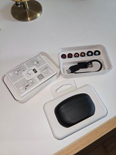 （分類：）位於 。 由 bplus_2000 提交（商品編號 1421478096，圖片 1）。簡介： 。